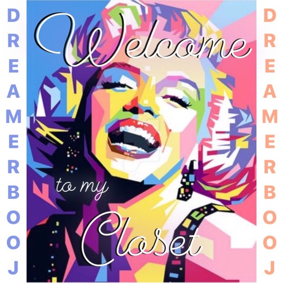 FUN▫️STUFF▫️INSIDE 🤍 - Picture 1 of 8